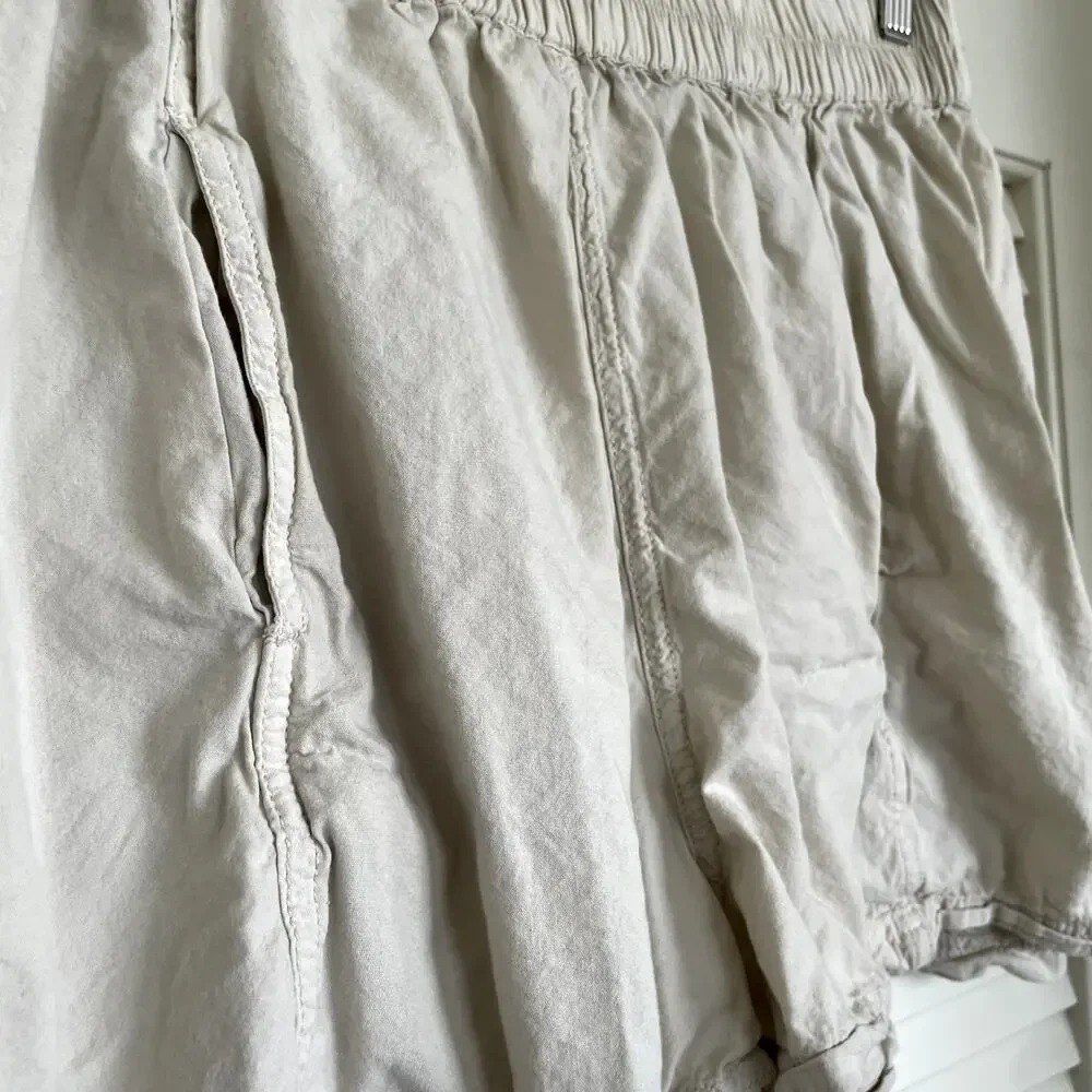 Free People Get Free Poplin Nilla Cream Pull-On Shorts Size M - Picture 5 of 7